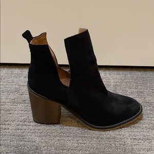Steve Madden booties😍